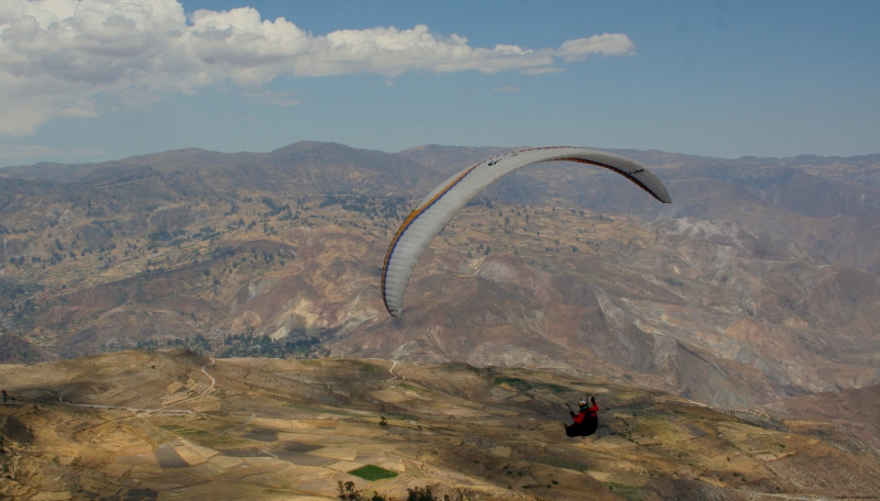 Paraglider in Peru